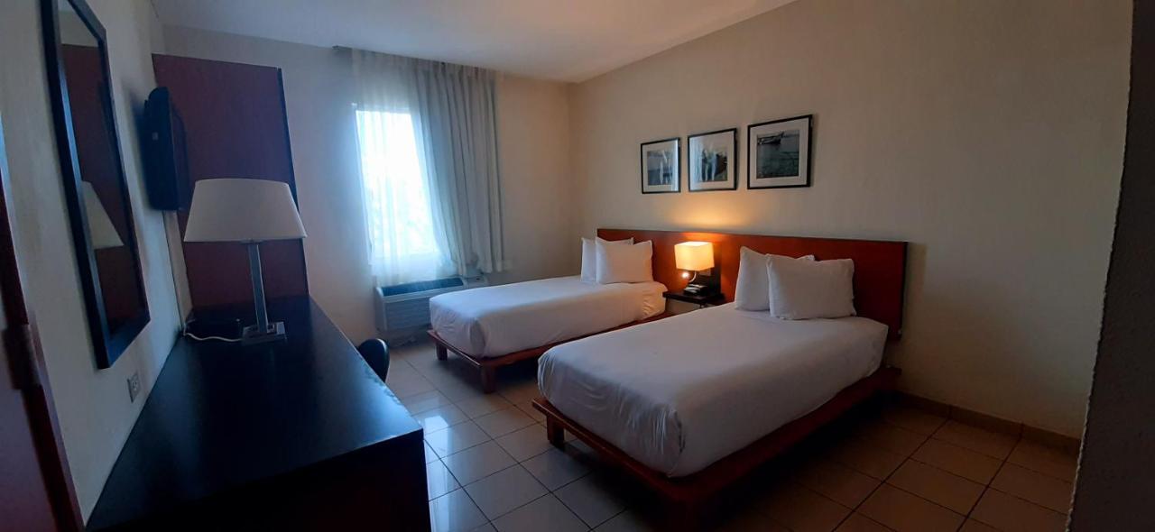 Comfort Inn Real La Union Luaran gambar