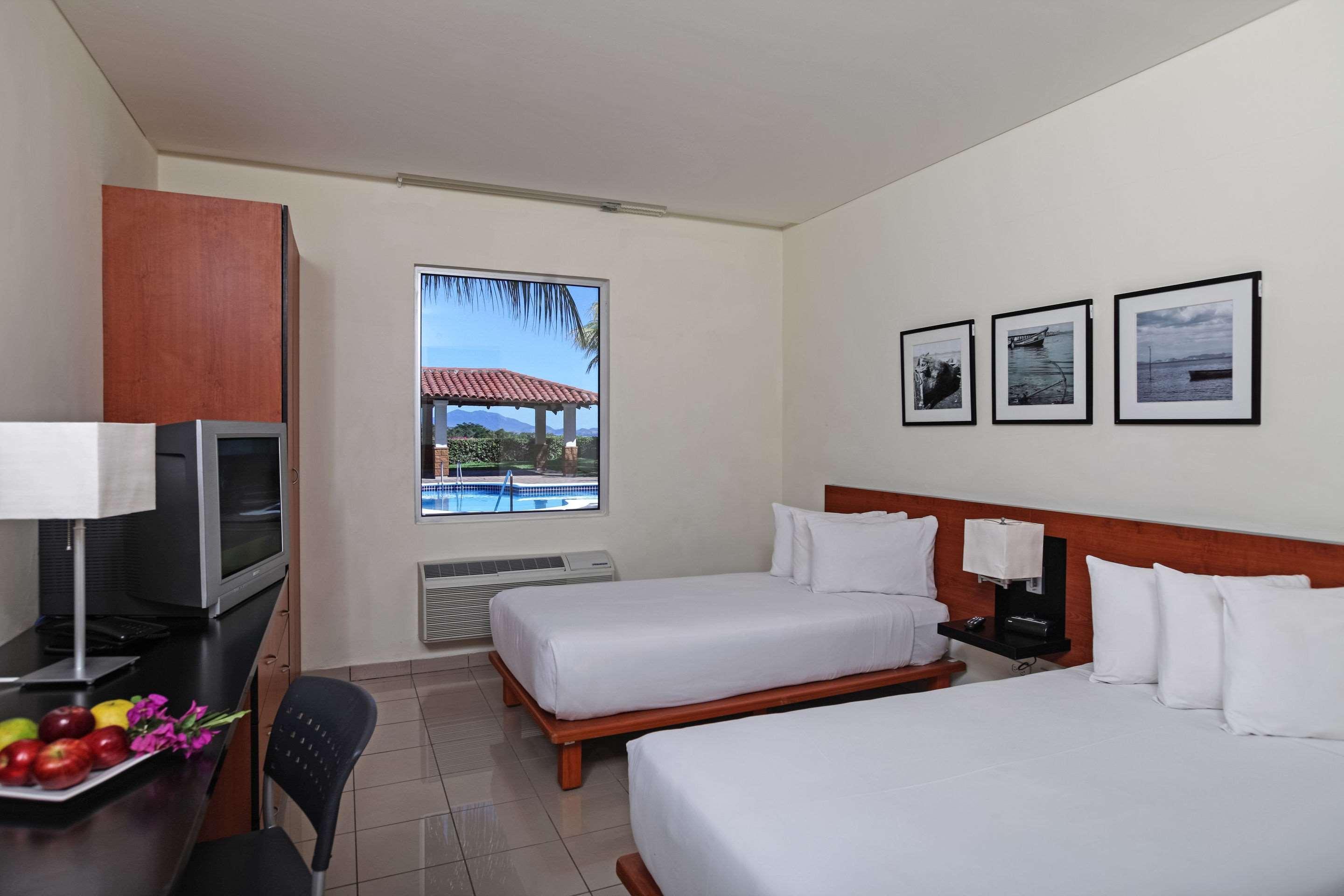 Comfort Inn Real La Union Luaran gambar