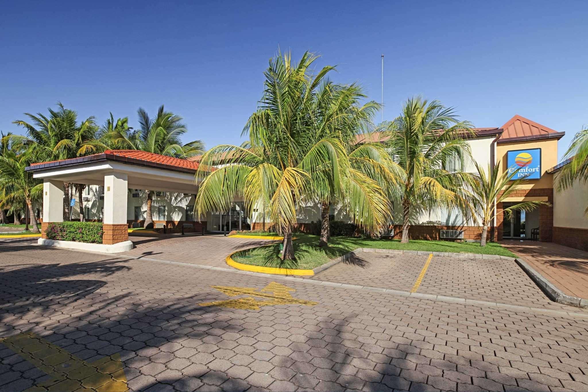 Comfort Inn Real La Union Luaran gambar
